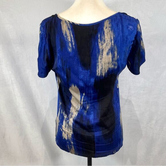 Banana Republic beautiful blue abstract print Silk top size XS - Picture 3 of 6